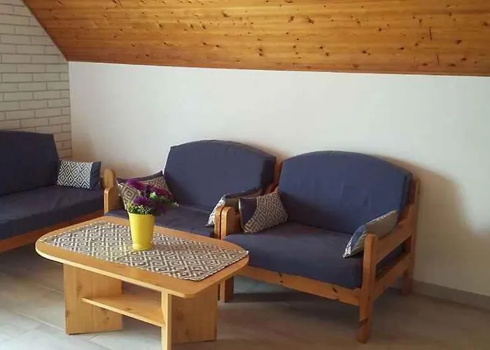 In 42694 * Balatongyörök